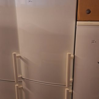 K&uuml;hlkombination Electrolux EEK:E 332 Liter 185cm + Garantie
