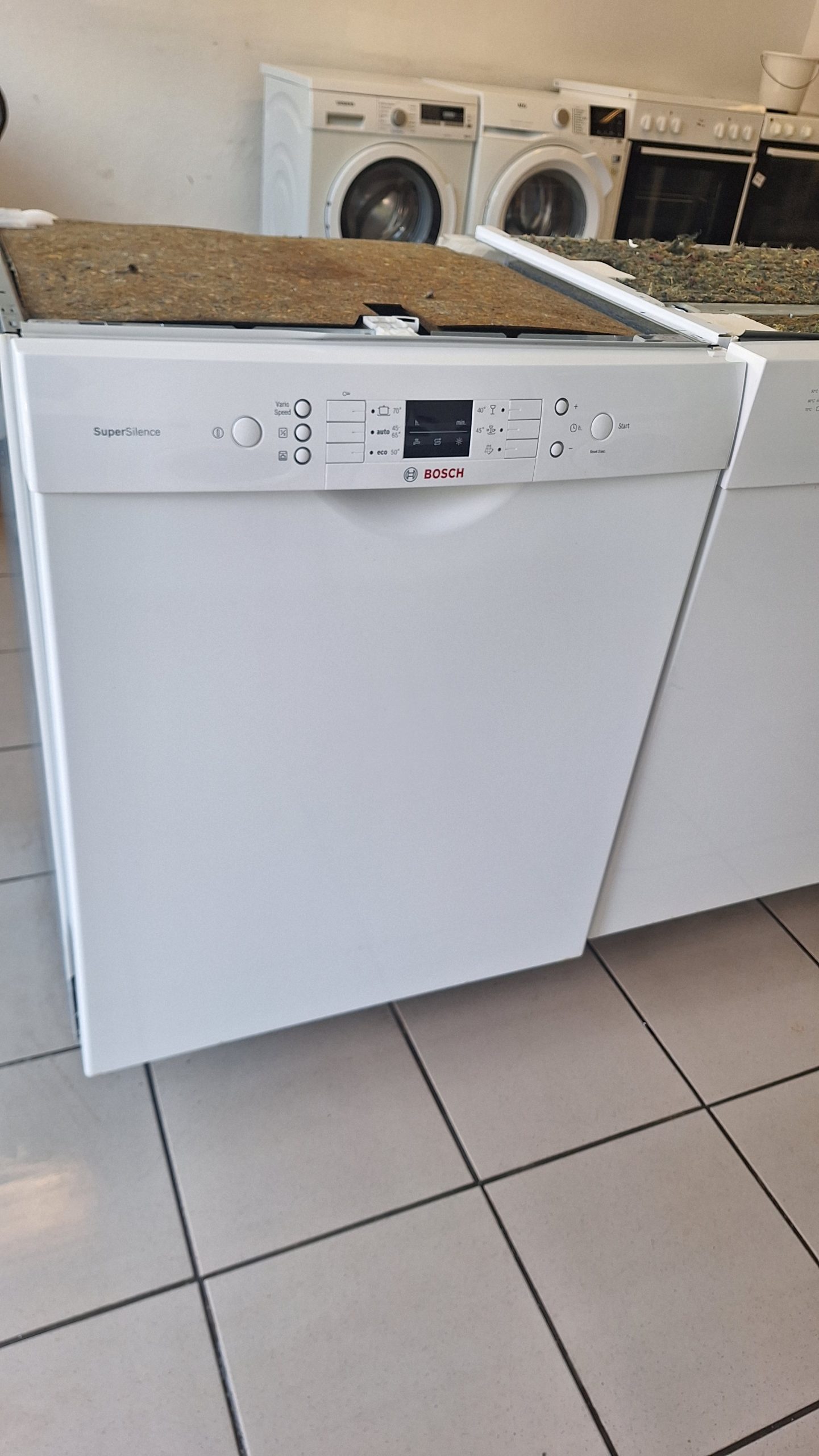 Geschirrspüler Unterbaufähig Bosch A++ Besteckschublade+Garantie